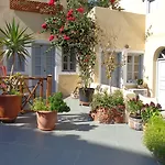 Ersi Fira (Santorini)