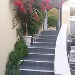 Ersi Fira (Santorini)