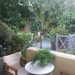 Ersi Lägenhetshotell Fira (Santorini)