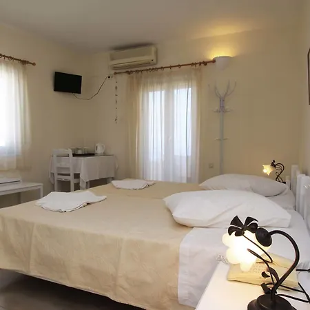 Ersi 4* Fira (Santorini)