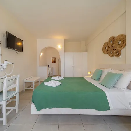 Ersi Aparthotel Fira (Santorini)