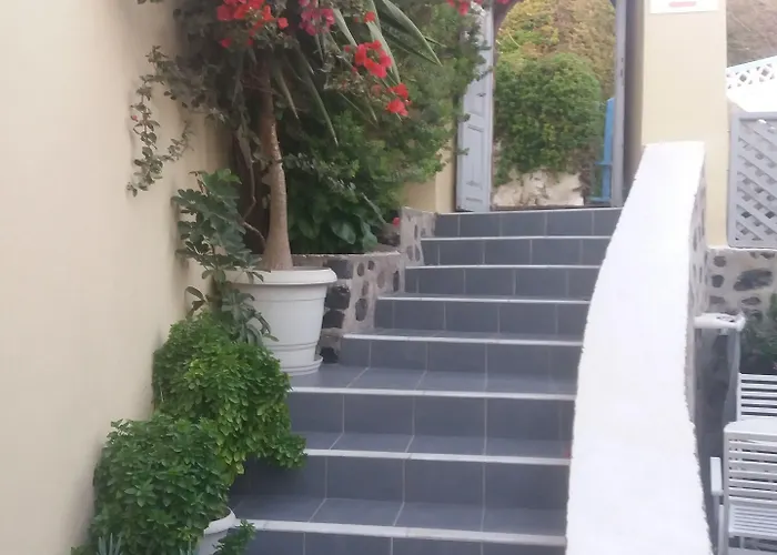 Ersi סנטוריני