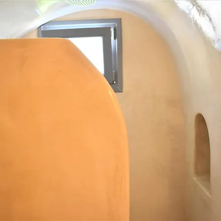 Aparthotel Ersi 3*