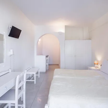 Aparthotel Ersi 3*