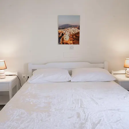 Ersi Aparthotel 3*