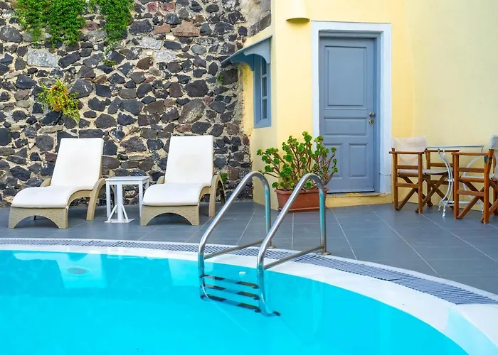 Ersi Apartmanhotel Fíra