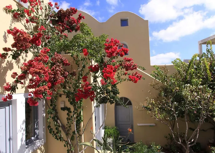 Ersi Apartmanhotel Fíra