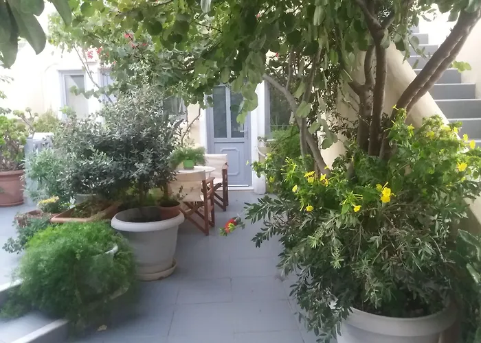 Ersi Fira (Santorini)