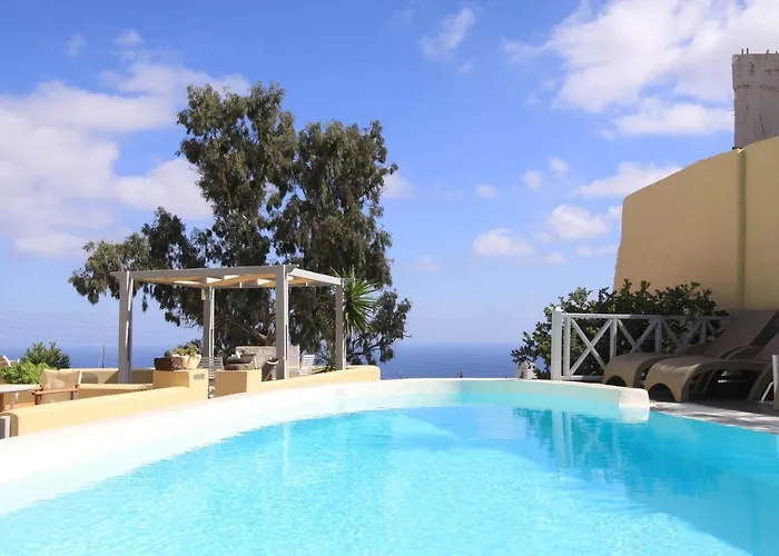 إرسي فيلاز 3*