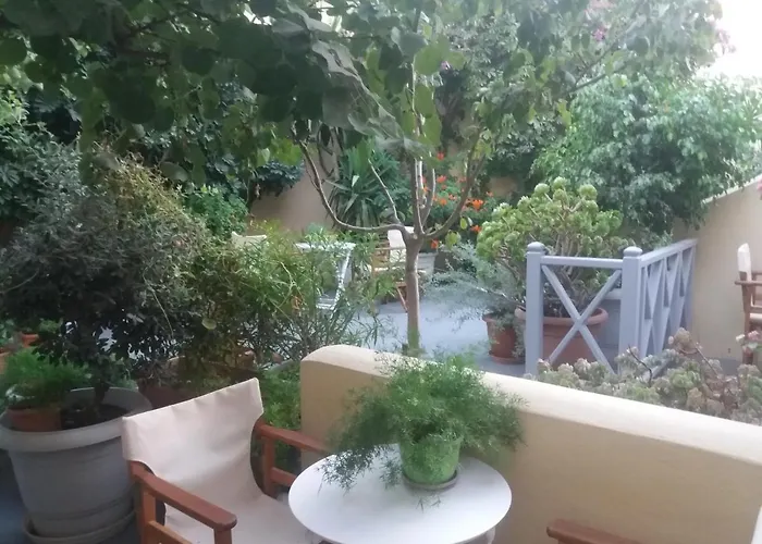 Ersi Apartahotel Fira (Santorini)